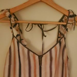 Women's sleeveless blouse